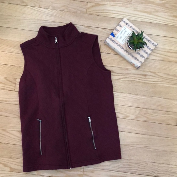 Jackets & Blazers - Quilted Vest